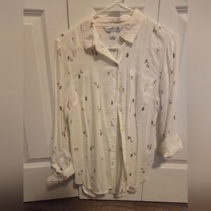 Old Navy Women's Cocktail Classic White Button-up Shirt